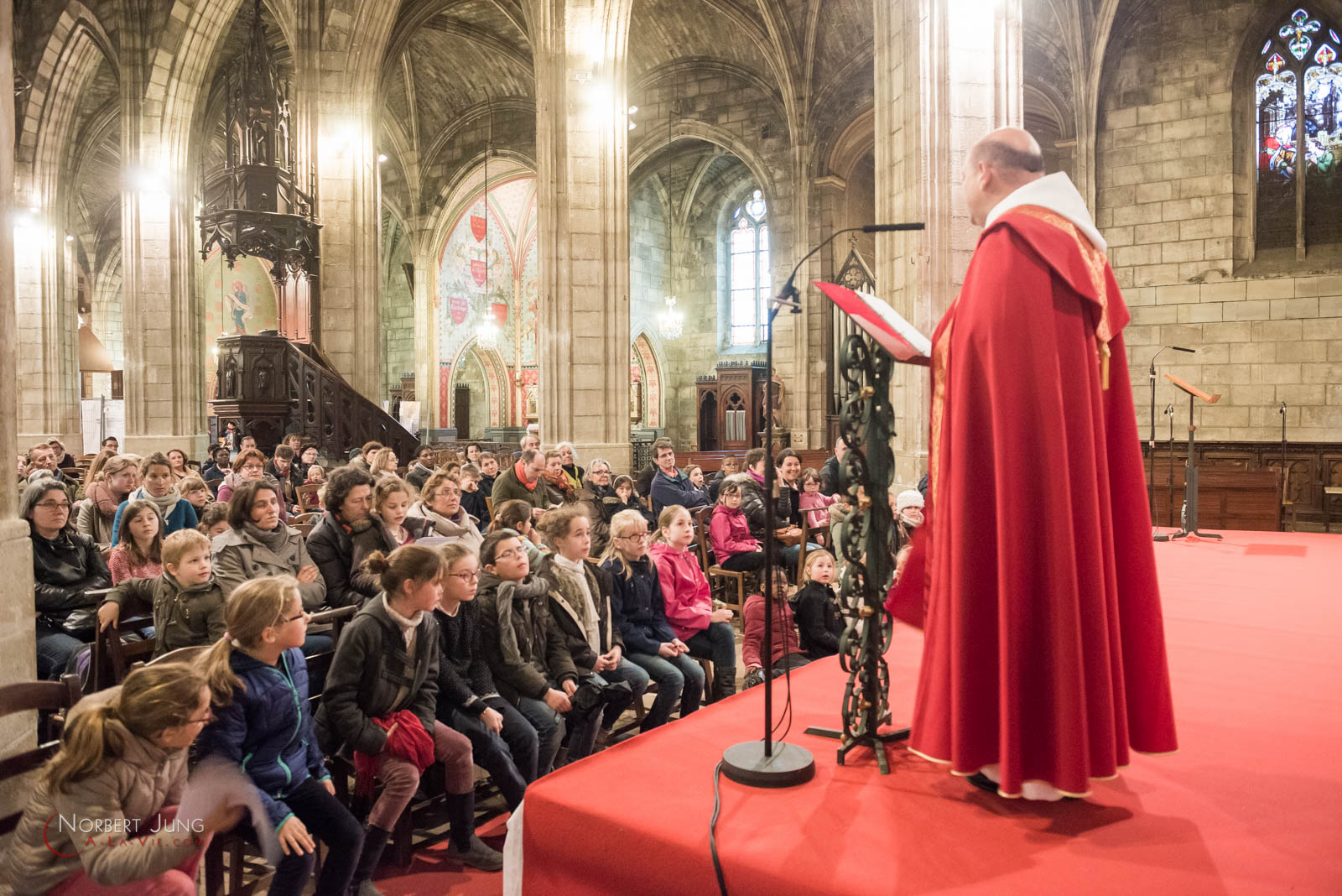 Vendredi Saint - Chemin de Croix des enfants