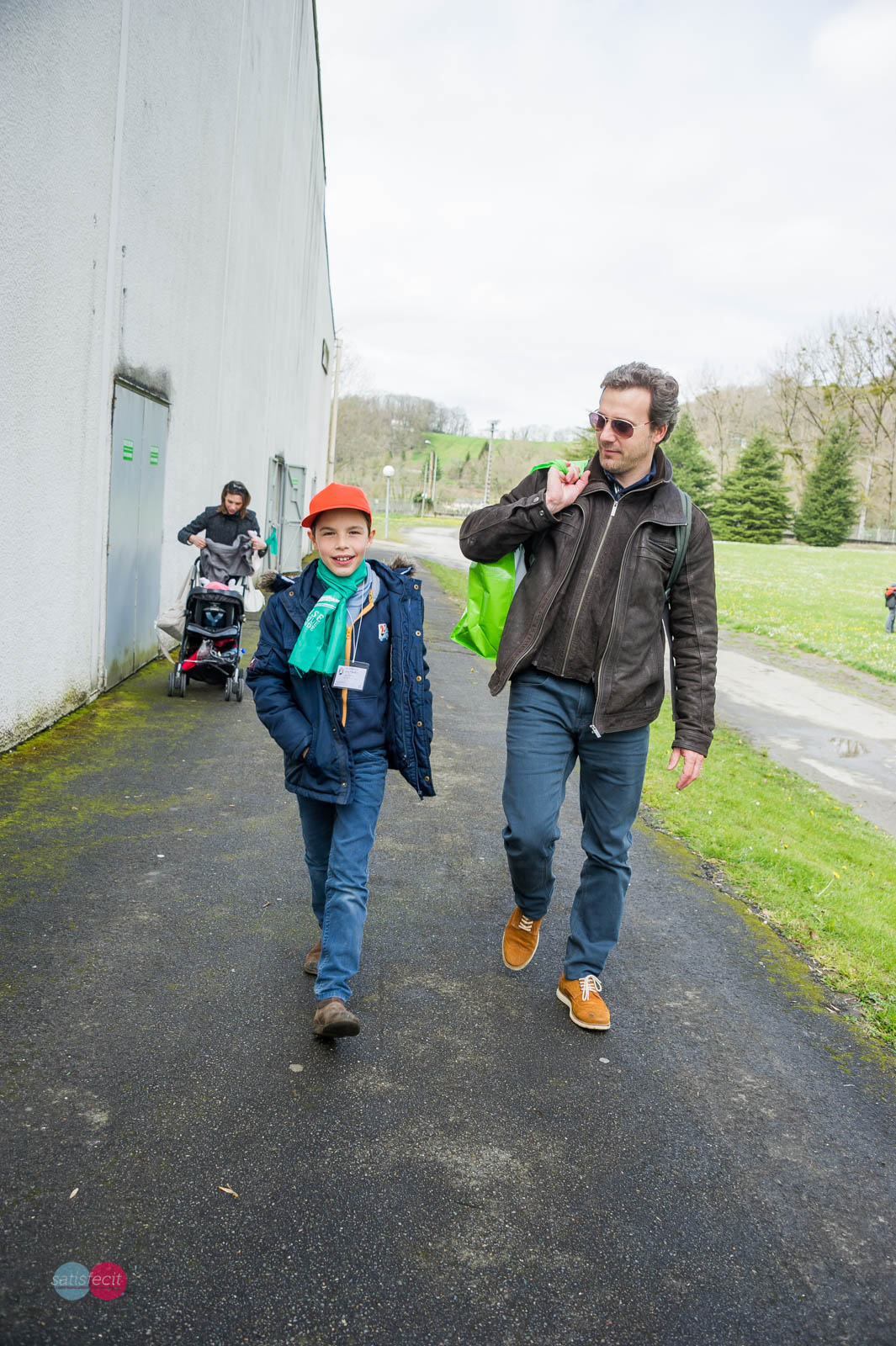 A la grotte de Lourdes