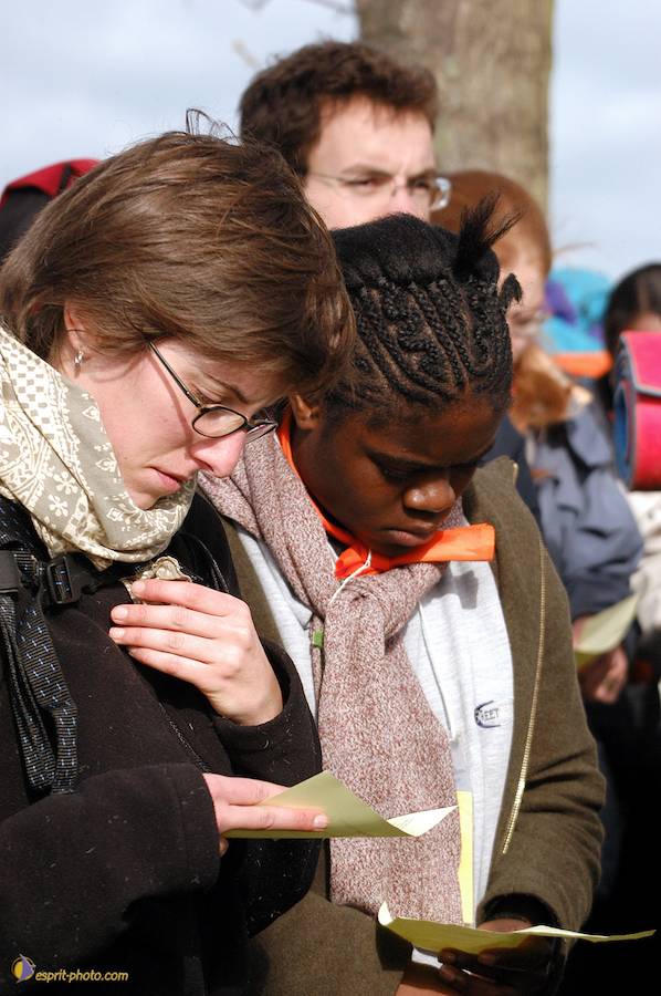 Nom de l'image : D1120152-01_(c)Norbert-JUNG — Description :  PËlerinage de Chartres 2004