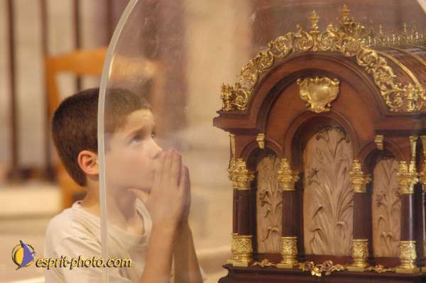 Nom de l'image : EP08-0032 — Description :