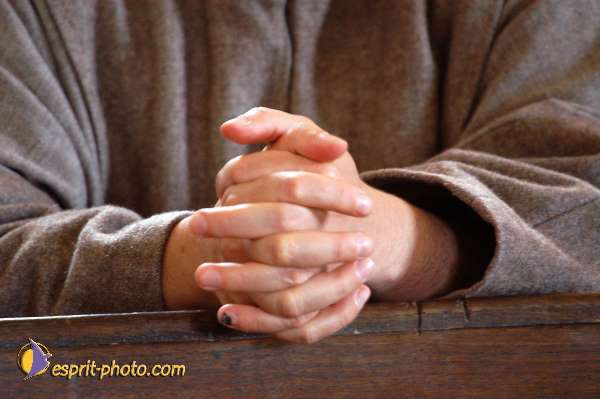 Nom de l'image : EP08-0246 — Description :  Franciscaine Rinovati (Soeurs) à Tusa (Sicile)