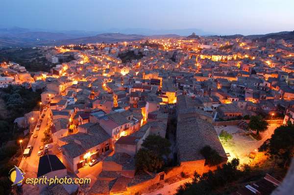 Nom de l'image : EP08-0247 — Description :  Franciscaini Rinovati à Corleone (Sicile)