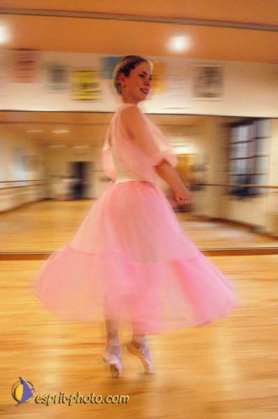 Nom de l'image : EP08-0279 — Description : Alice & Laure THOMAS - Ballet - Ecole de Dance Marie-Pierre Juve