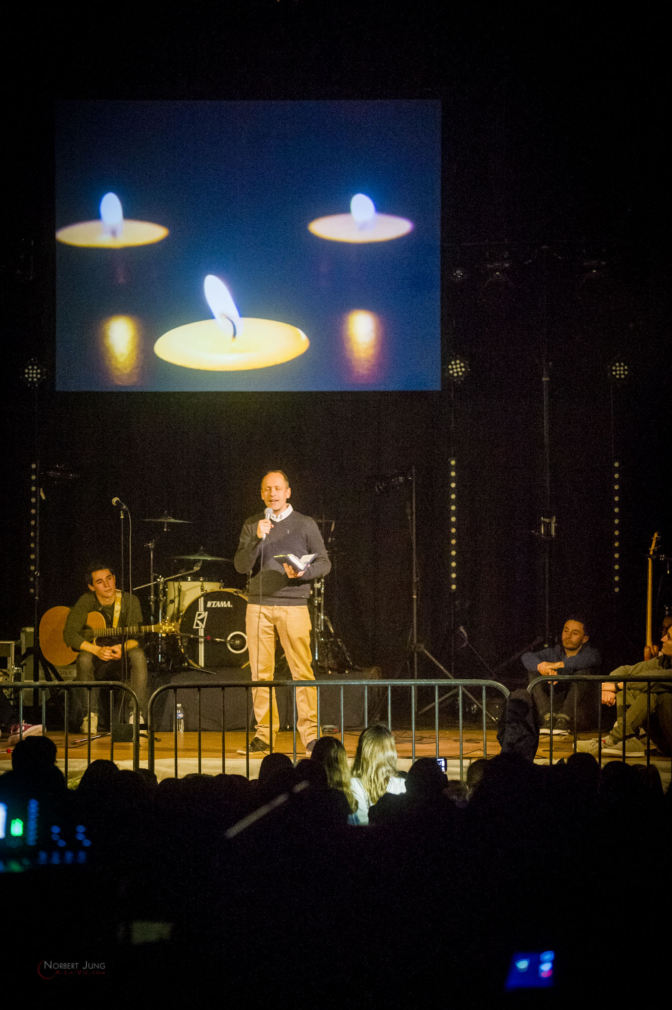 Nom de l'image : 29_21.33.29_D3s124675_A-la-Vie.com — Description :