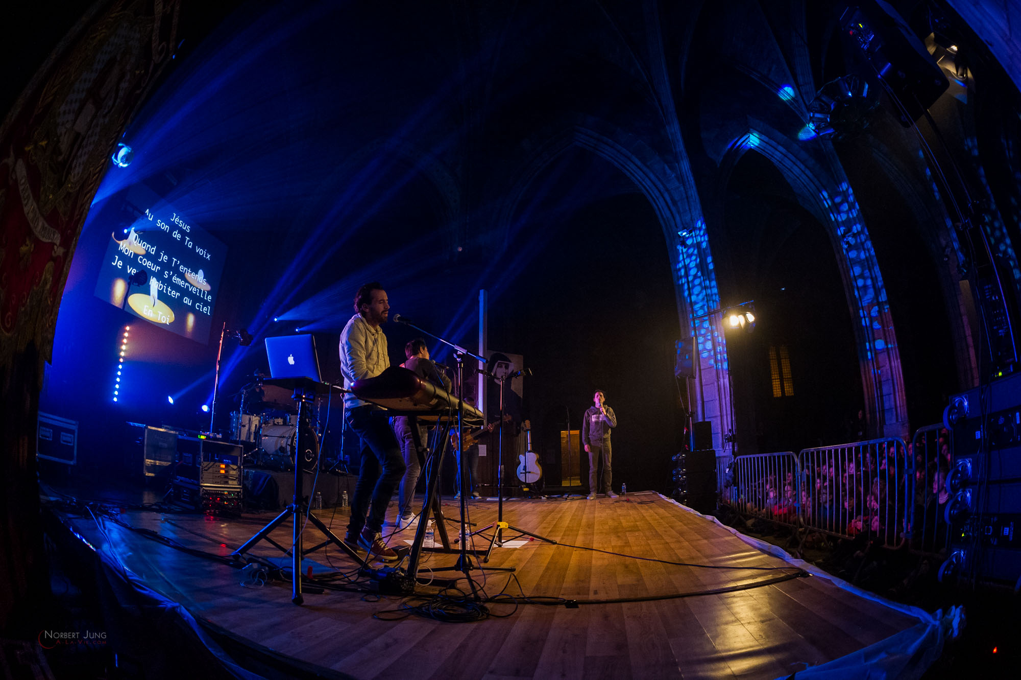 Nom de l'image : 29_21.50.55_D3s124699_A-la-Vie.com — Description :