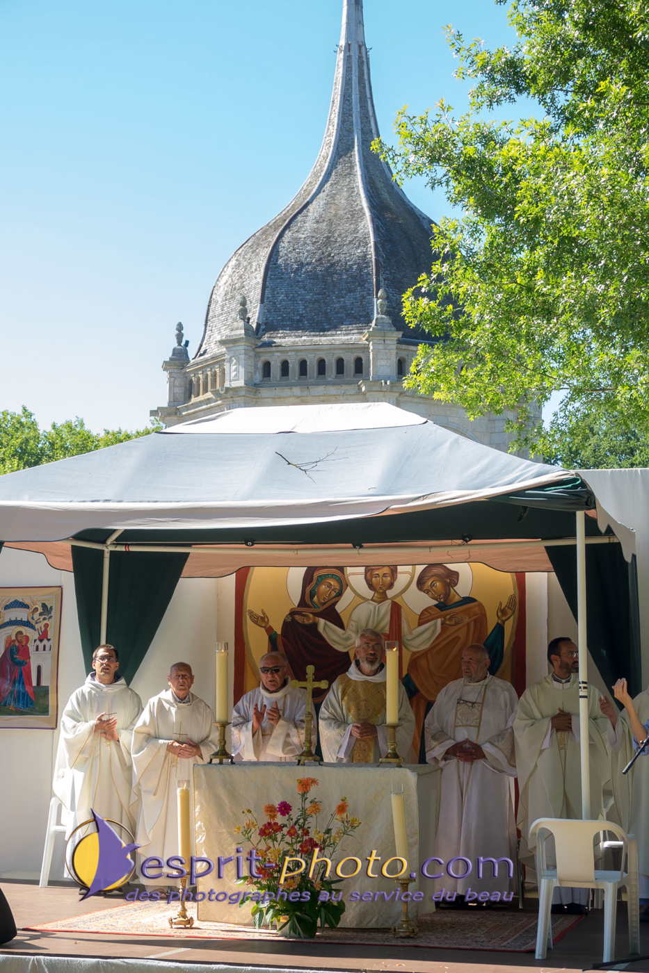 Messe Pleine Air Au Podium
