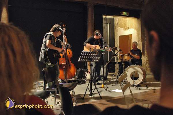 Nom de l'image : D2065383_1 — Description :