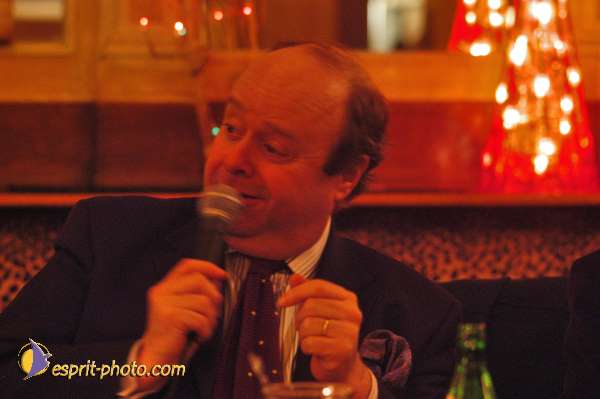 Nom de l'image : D1209155-1 — Description :  Conversations essentielles - "Cafes Essentiels" sur le theme du