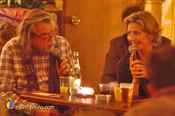 Nom de l'image : D1209214-1 — Description :  Conversations essentielles - "Cafes Essentiels" sur le theme du