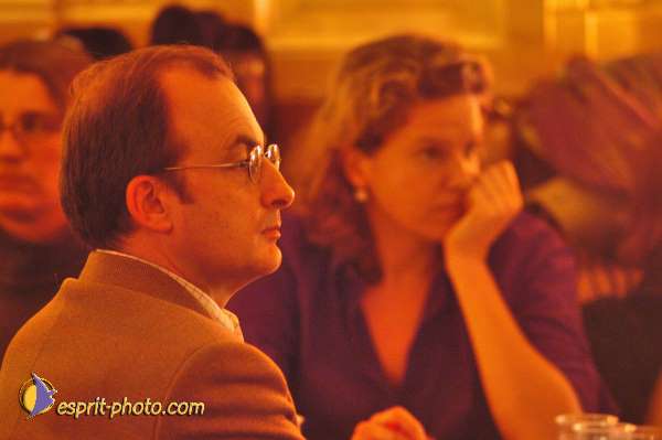 Nom de l'image : D1209244-1 — Description :  Conversations essentielles - "Cafes Essentiels" sur le theme du