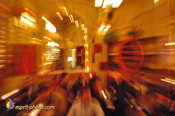 Nom de l'image : D1209290-1 — Description :  Conversations essentielles - "Cafes Essentiels" sur le theme du