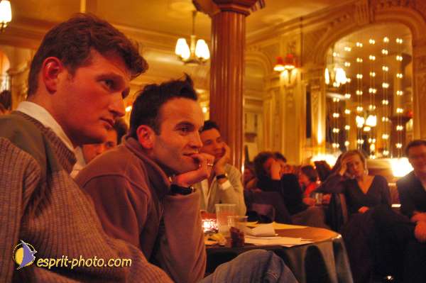 Nom de l'image : D1209388-1 — Description :  Conversations essentielles - "Cafes Essentiels" sur le theme du