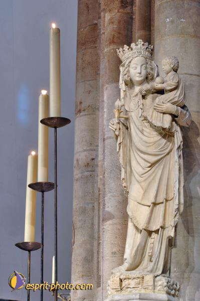 Nom de l'image : D2003181-1 — Description :