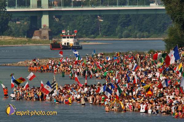 Nom de l'image : D2040171-1 — Description :