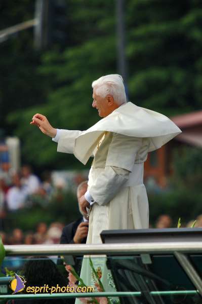 Nom de l'image : D2040376-1 — Description :