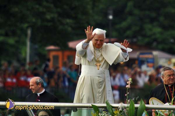 Nom de l'image : D2040397-1 — Description :