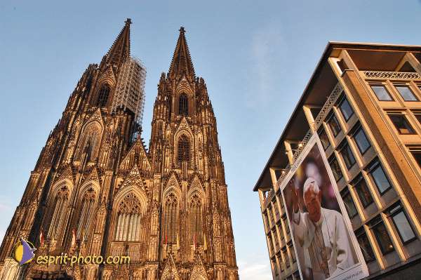 Nom de l'image : E00058557-1 — Description :