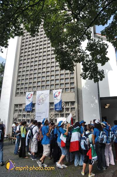 Nom de l'image : E00057454-1 — Description :