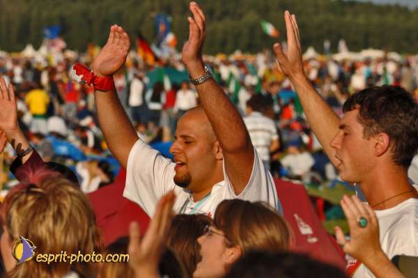 Nom de l'image : D2043073-1 — Description :