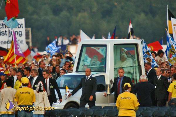 Nom de l'image : D2043156-1 — Description :