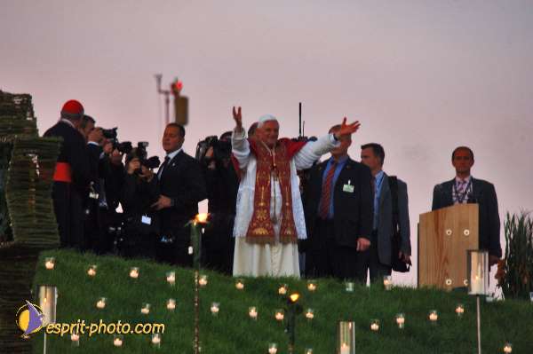 Nom de l'image : D2043425-1 — Description :