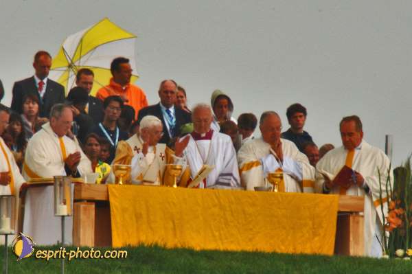 Nom de l'image : D2044685-1 — Description :