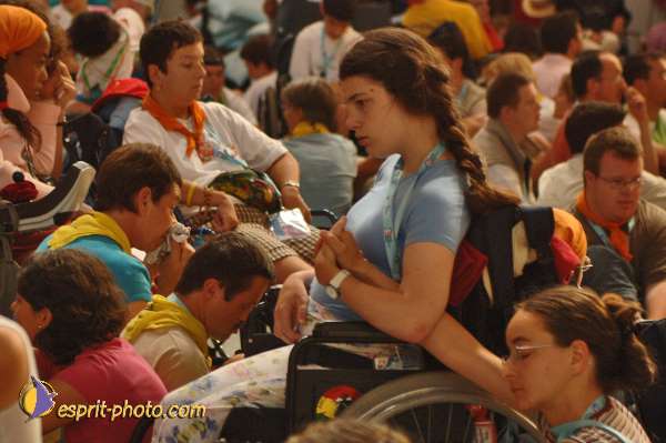 Nom de l'image : D2040850-1 — Description :