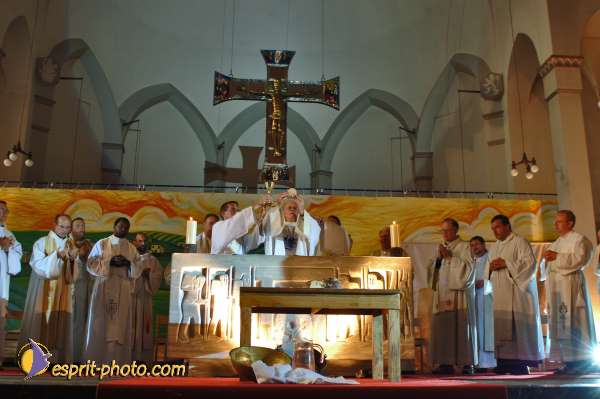 Nom de l'image : D2041072-1 — Description :