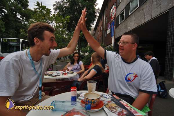 Nom de l'image : D2041339-1 — Description :