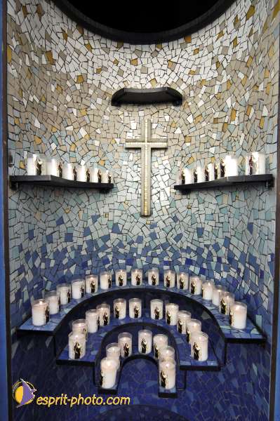 Nom de l'image : D2006642-1 — Description :