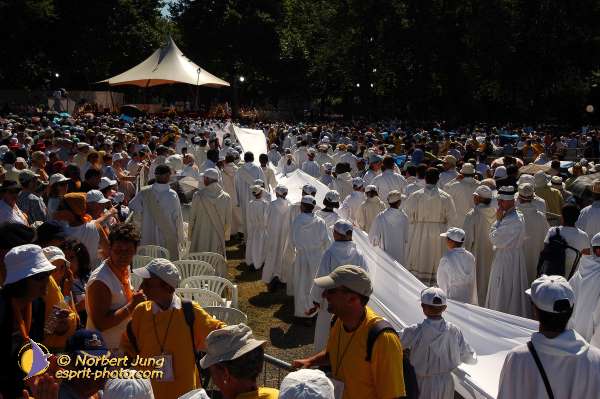 Nom de l'image : D1164416-01 — Description :  Lourdes 2004 - Pèlerinage du Pape à Lourdes