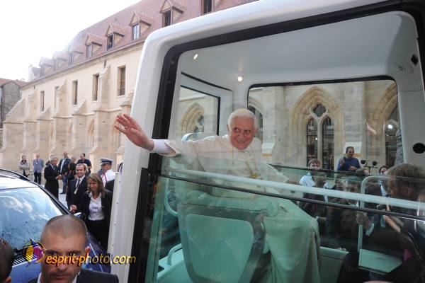 Nom de l'image : 0842E30005109 — Description :