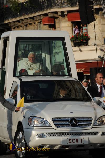 Nom de l'image : 0983D30023925 — Description :