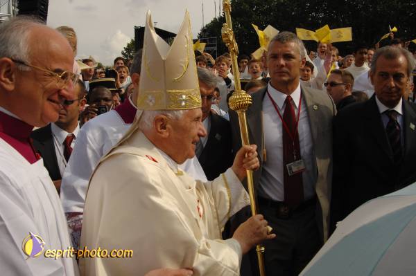 Nom de l'image : 0041D2261477 — Description :