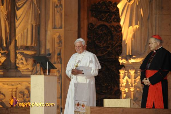 Nom de l'image : 1284D30024099 — Description :