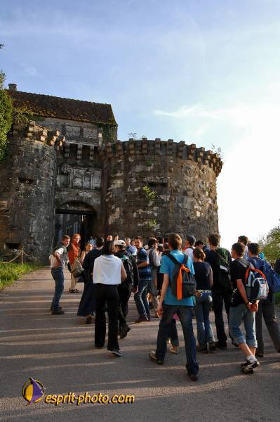 Nom de l'image : E2068939_1 — Description :  Routes de Vezelay 2008