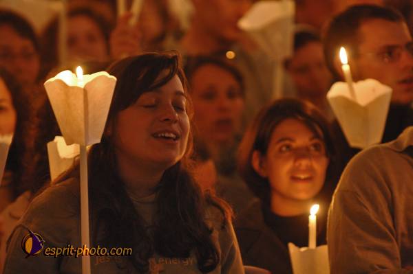 Nom de l'image : E2068986_1 — Description :  Routes de Vezelay 2008