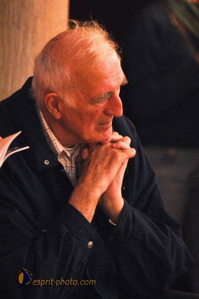 Nom de l'image : E2068994_1 — Description :  Routes de Vezelay 2008