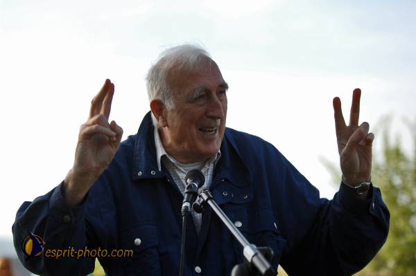 Nom de l'image : E2069273_1 — Description :  Routes de Vezelay 2008