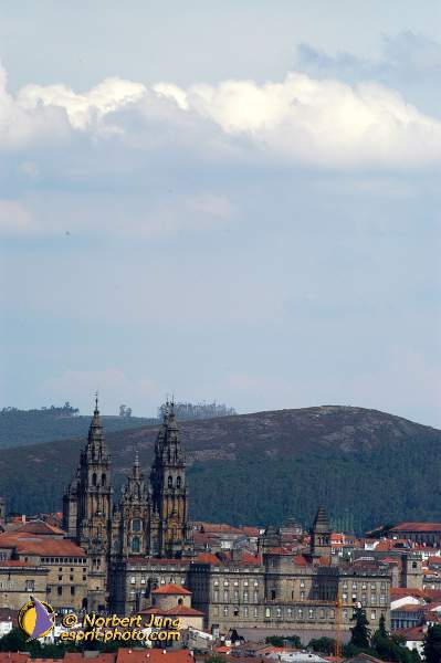 Nom de l'image : D1157017-01 — Description :  Pèlerinage année jubilaire 2004 à St Jacques de Compostelle