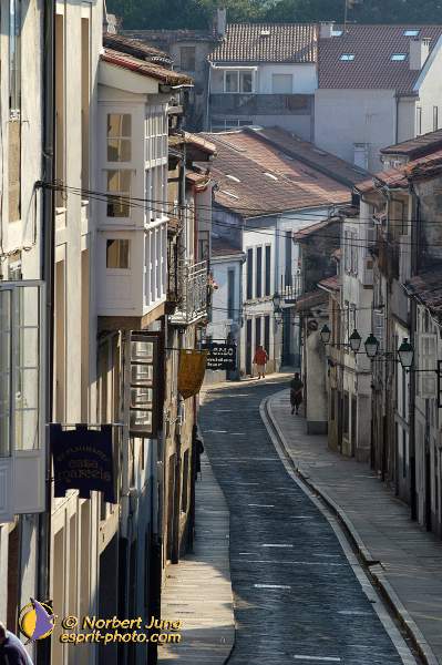 Nom de l'image : D1157405-01 — Description :  Pèlerinage année jubilaire 2004 à St Jacques de Compostelle