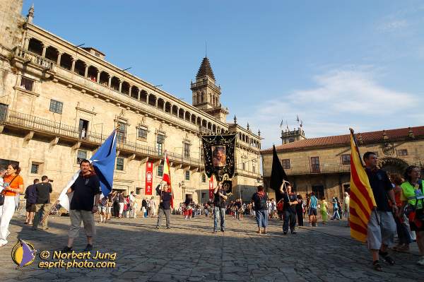 Nom de l'image : D1157417-01 — Description :  Pèlerinage année jubilaire 2004 à St Jacques de Compostelle