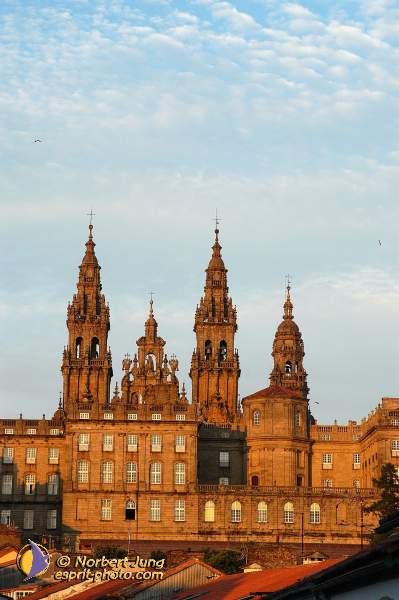 Nom de l'image : D1157474-01 — Description :  Pèlerinage année jubilaire 2004 à St Jacques de Compostelle