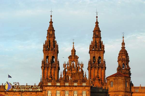 Nom de l'image : D1157478-01 — Description :  Pèlerinage année jubilaire 2004 à St Jacques de Compostelle