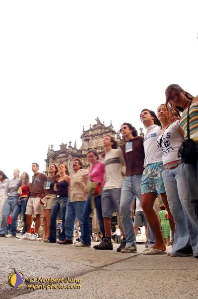 Nom de l'image : D1157763-01 — Description :  Pèlerinage année jubilaire 2004 à St Jacques de Compostelle