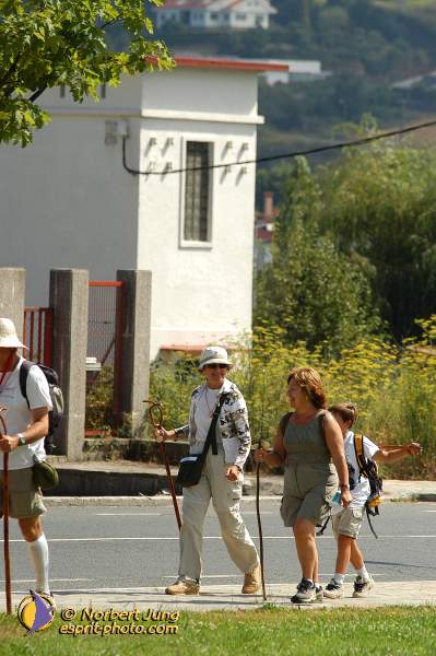 Nom de l'image : D1157593-01 — Description :  Pèlerinage année jubilaire 2004 à St Jacques de Compostelle