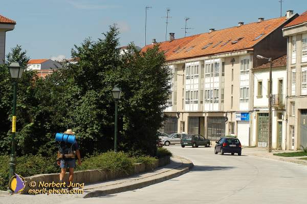 Nom de l'image : D1157617-01 — Description :  Pèlerinage année jubilaire 2004 à St Jacques de Compostelle