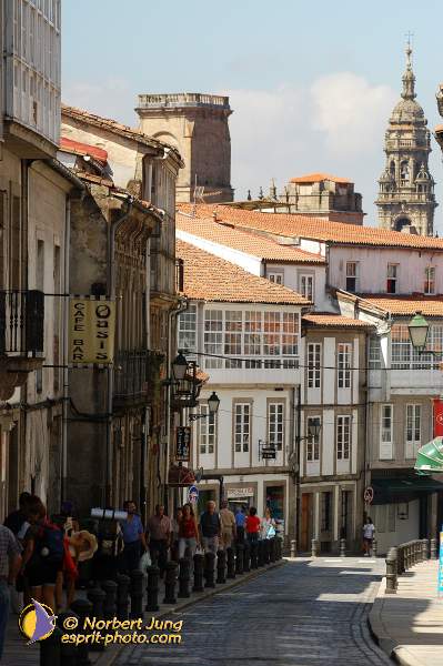 Nom de l'image : D1157622-01 — Description :  Pèlerinage année jubilaire 2004 à St Jacques de Compostelle