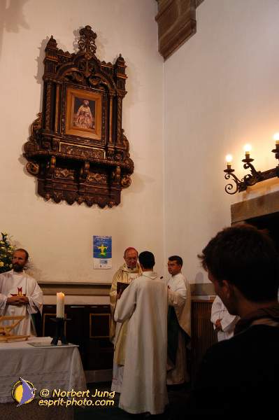 Nom de l'image : D1156917-01 — Description :  Pèlerinage année jubilaire 2004 à St Jacques de Compostelle