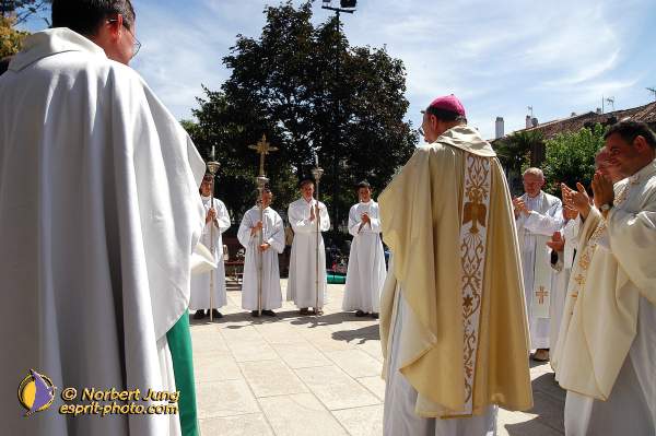 Nom de l'image : D1156955-01 — Description :  Pèlerinage année jubilaire 2004 à St Jacques de Compostelle